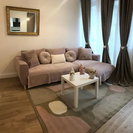 “l'appartement Du Bonheur” アパート