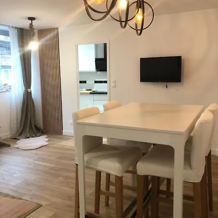 “l'appartement Du Bonheur” アパート パリ