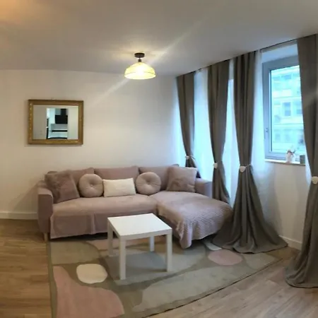 “l'appartement Du Bonheur” アパート